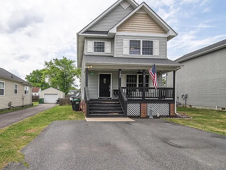 130 Mansfield St — Photo 1