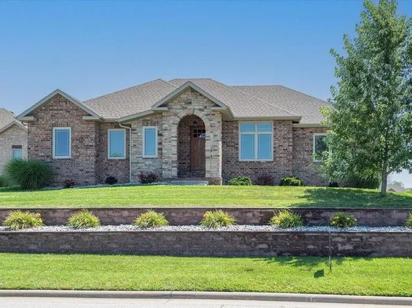 1952 N Citation Avenue, Springfield, MO 65802