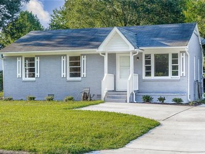 103 Greenbriar Rd, Greensboro, NC, 27405