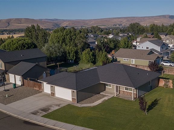 2nd image of 701 S Shumard Street