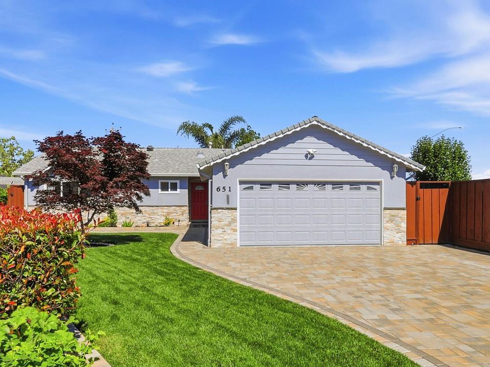 1st image of 651 Larkmead Ct
