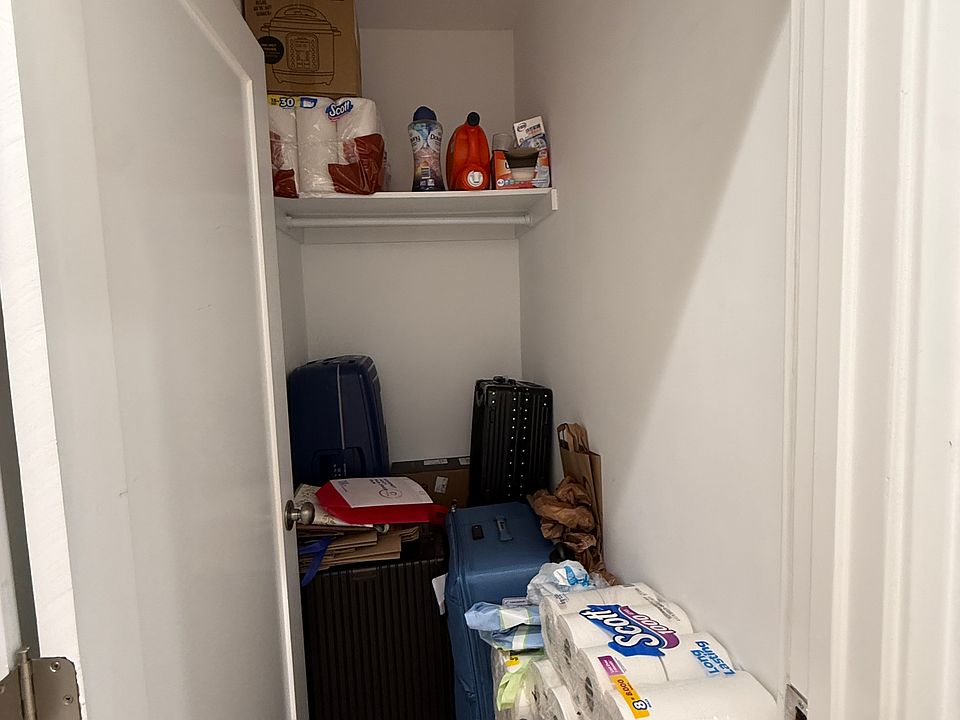 1st image of 1213 1/2 W 24th St