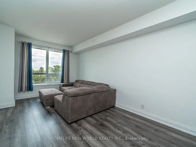 7900 Bathurst St #318 — Photo 12