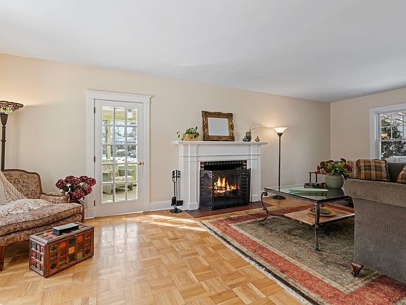 2 Maplewood Street