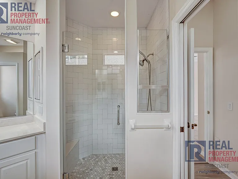 652 Planters Manor Way — Photo 29