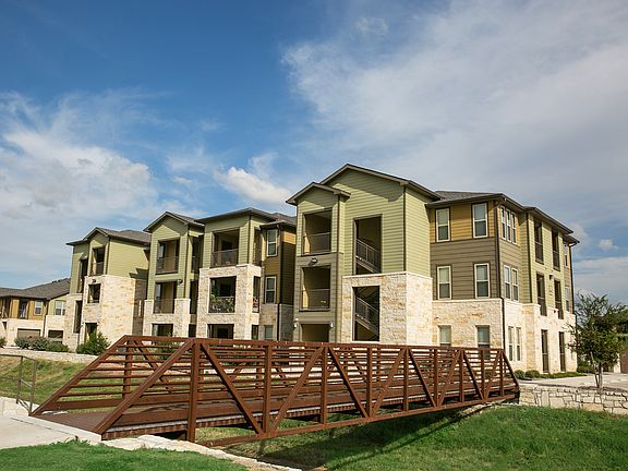 4th image of 1210 Hunt Ln APT 011201