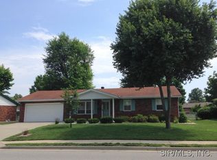 2590 Stratford Ln, Granite City, IL