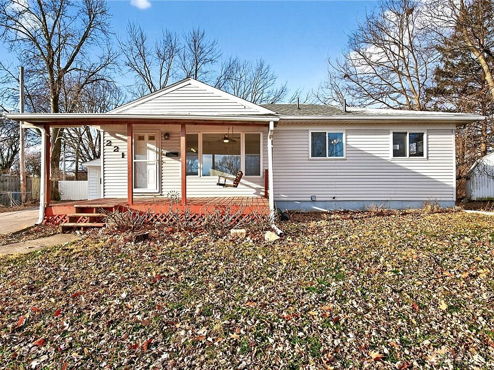 1st image of 221 Duffy Ct