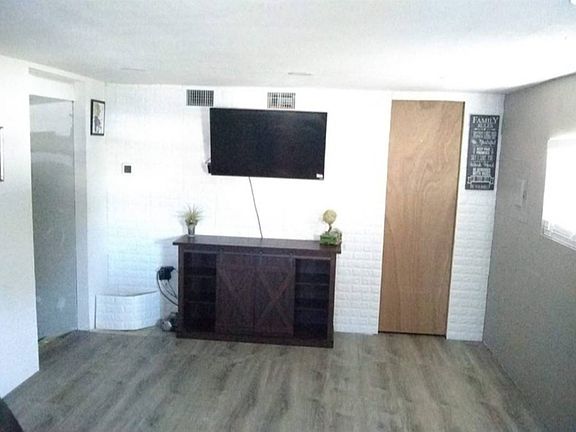 3rd image of 1510 Royal St Lot 3
