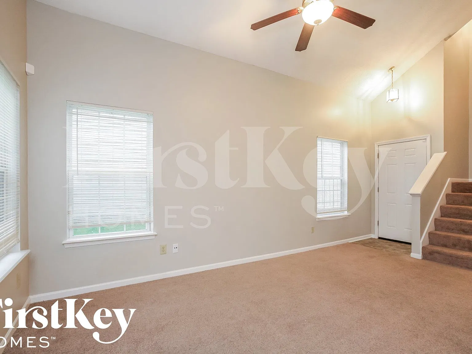 3 bed, 1.5 bath, 1450 sqft, $1,930 — Photo 3