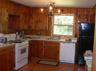 5th image of 398 Greenawalt Ln