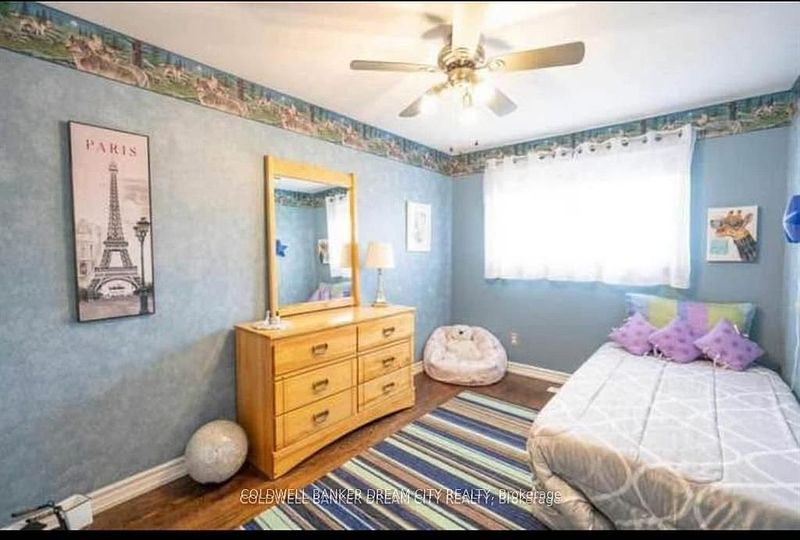Brampton House for rent - 3 Bedrooms — photo 10