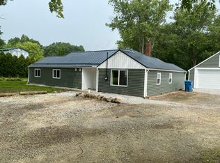 4279 Johnson Rd, Barberton, OH 44203