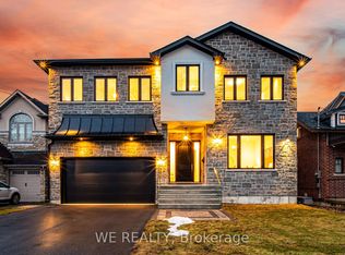 2955D Seabreeze Rd, Ajax, ON L1S1C5