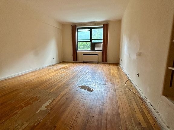 3rd image of 7515 210th St #1AA