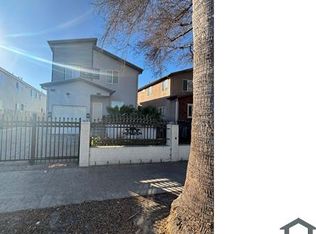 138 W 79th St, Los Angeles, CA 90003