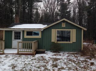 275 Queen Lake Rd, Phillipston, MA 01331