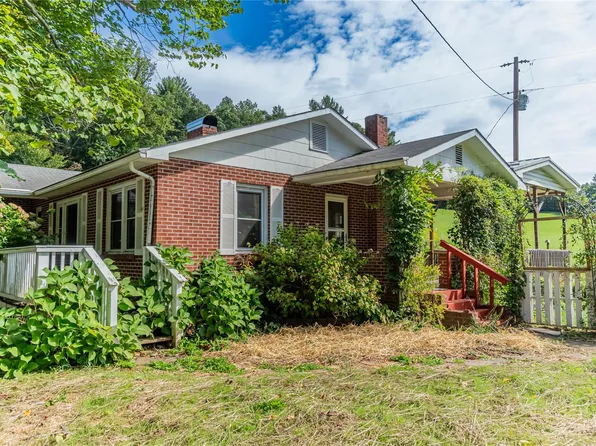 361 Phipps Creek Rd, Burnsville, NC 28714