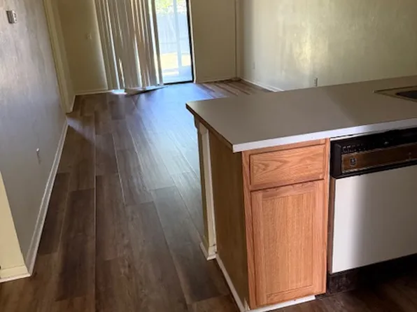 4417 Holly Tree Rd, Wilmington, NC 28412