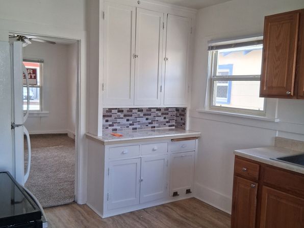 417 E Flaming Gorge Way