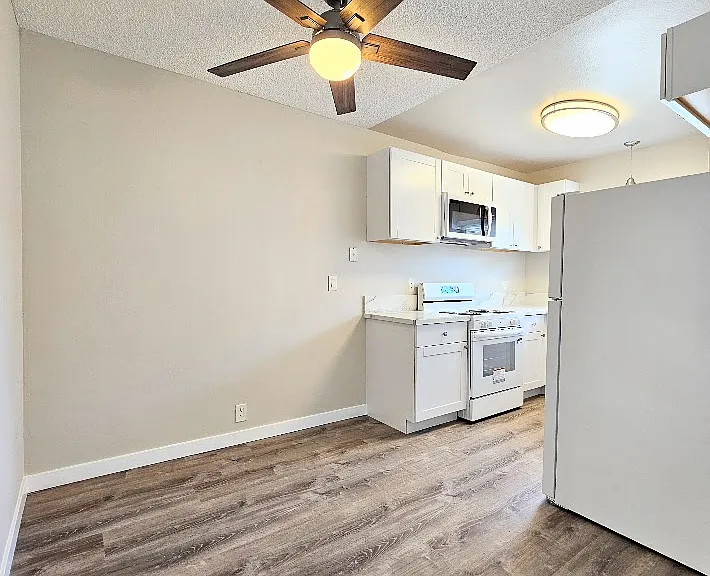 4463 Idaho St #9 — Photo 10