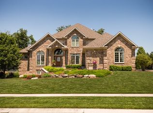 202 Twin Eagles Blvd W, Huntertown, IN 46748