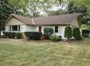 11035 W Wells St, Wauwatosa, WI 53226