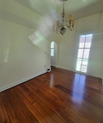 3rd image of 2309 Milan St