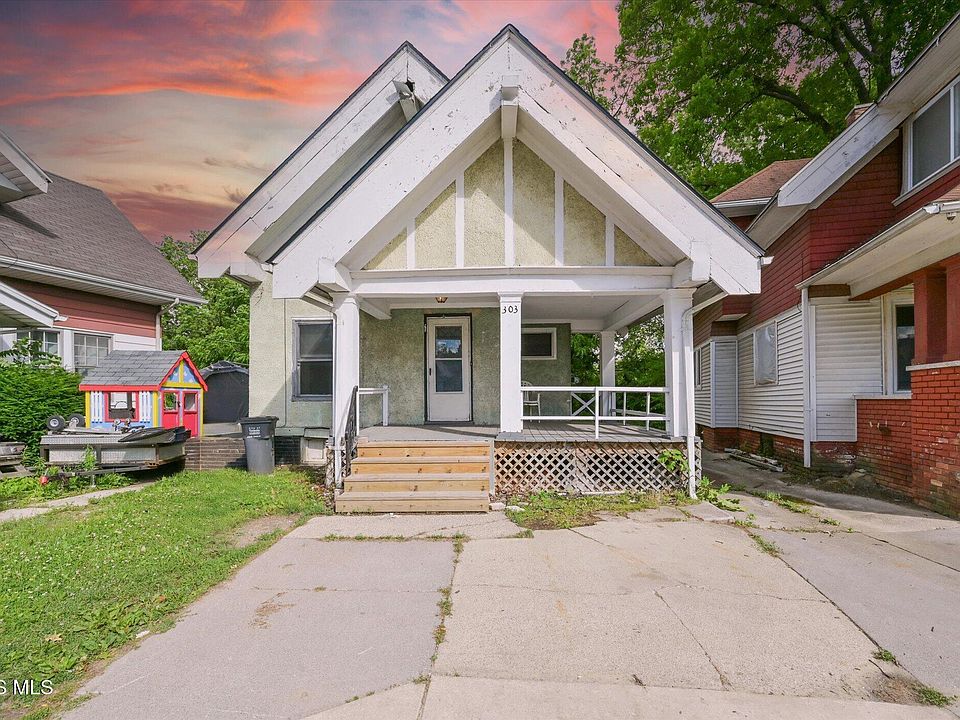 1st image of 303 Hillwood Dr