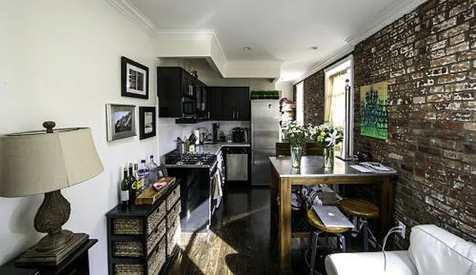 Rented by Icon Realty Management | media 6