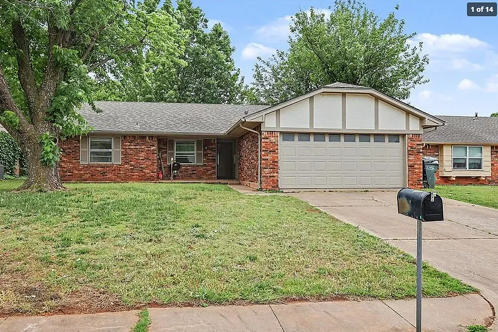 4 bed, 1400 sqft, $2,200 — Photo 1