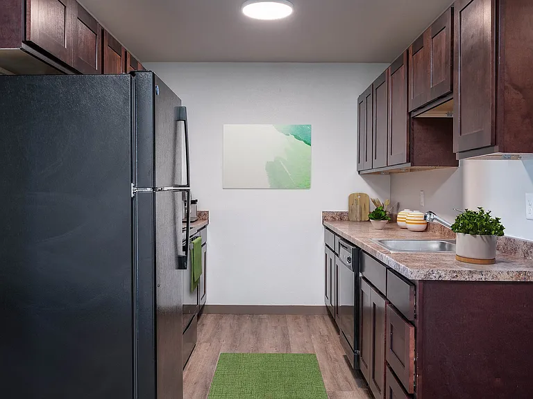 Spruce Park Apartments — Photo 4