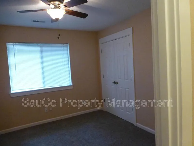 1109 NE 106th Ave — Photo 8