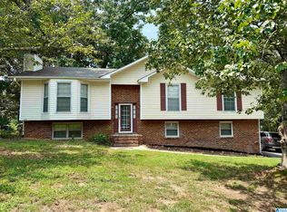 1435 Secretariat Dr, Helena, AL 35080