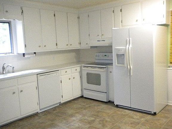 Open, Bright Kitchen