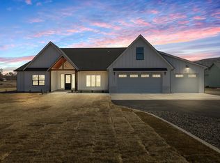 6677 S Moore Rd, Prosser, WA 99350