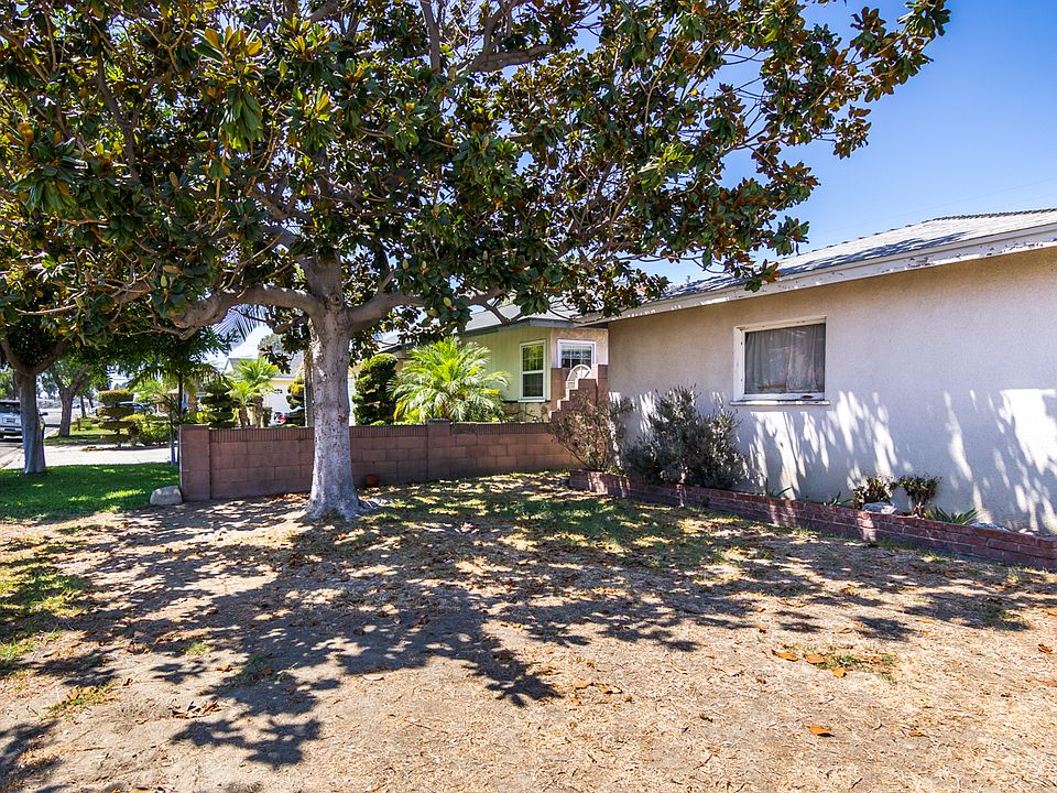 2nd image of 10447 Ferina St