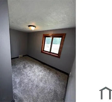 2 bed, 907 sqft, $1,300 — Photo 3