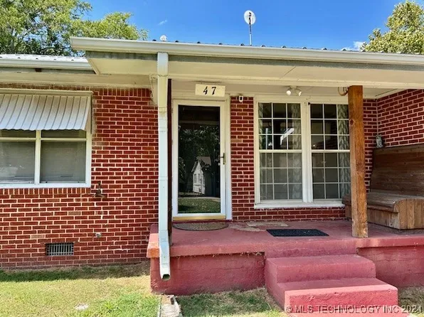 47 Lewis Ln, Healdton, OK 73438