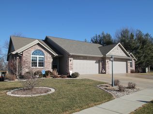 626 Mickel Pkwy, Washington, IL 61571