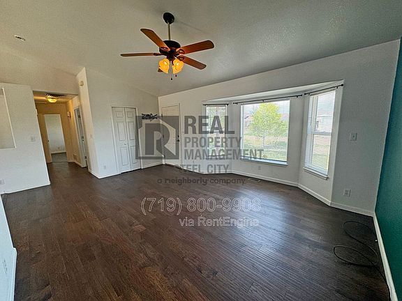 5th image of 1456 E Gem Dr