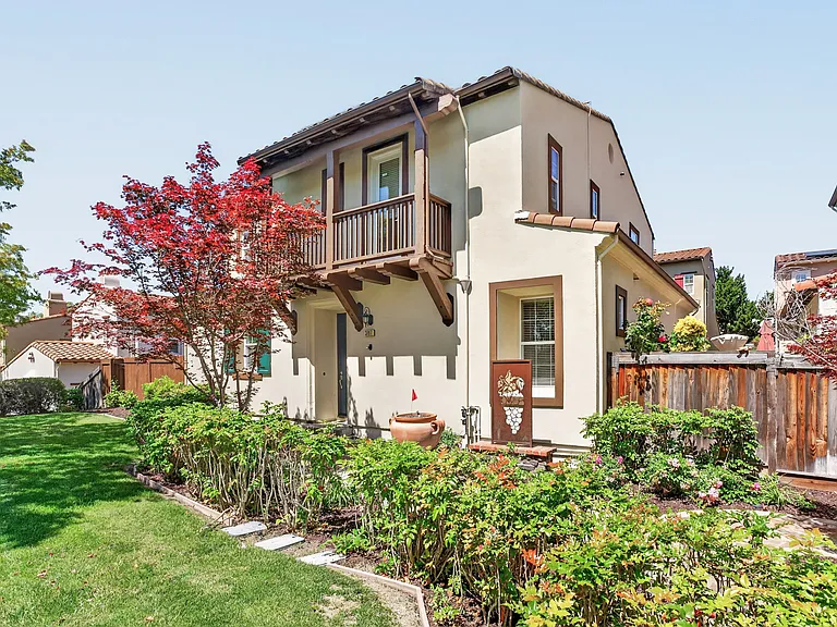3107 Browntail Way — Photo 1