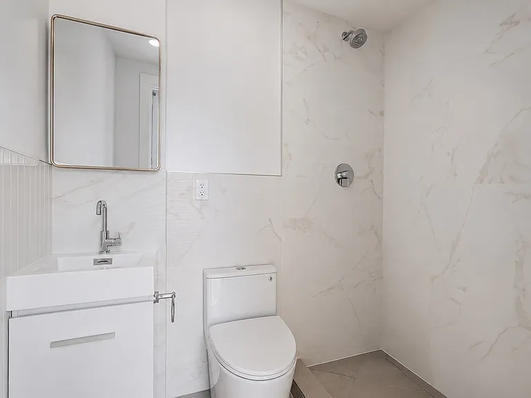 371 Broome St #18 — Photo 7