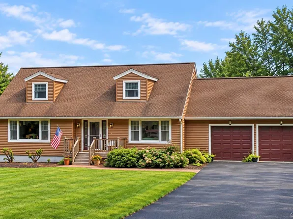 122 Agor Lane, Mahopac, NY 10541
