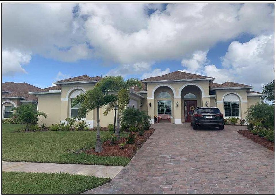1st image of 722 Fortunella Cir SW