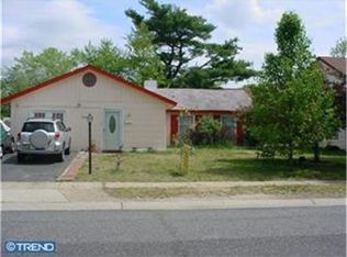 44 Somerset Dr, Willingboro, NJ 08046
