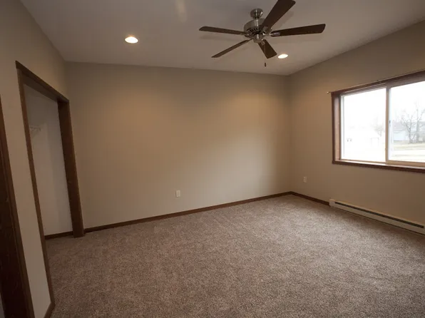 Firehouse Apts, 2010 6th St #7, Eau Claire, WI 54703