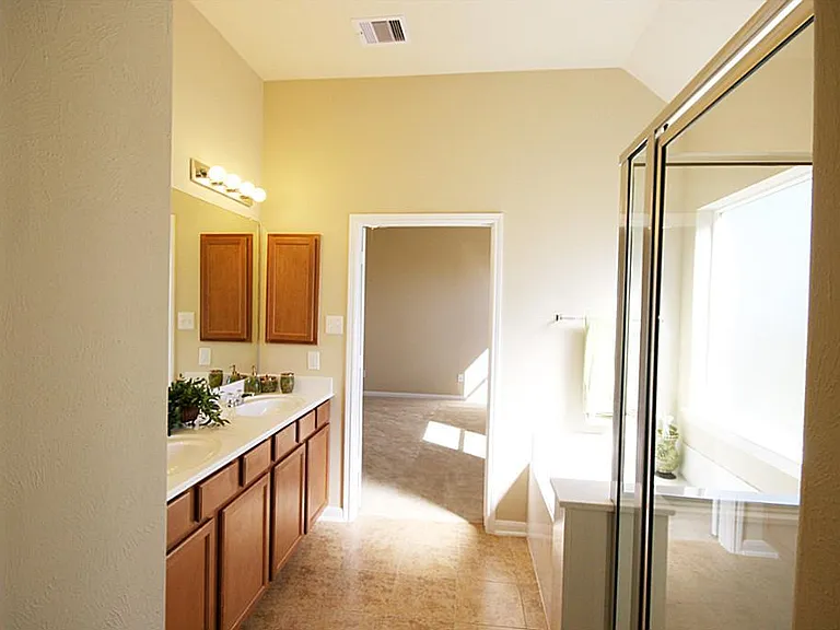 24547 Foxberry Gln — Photo 11