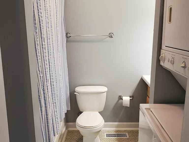 121 North St — Photo 9