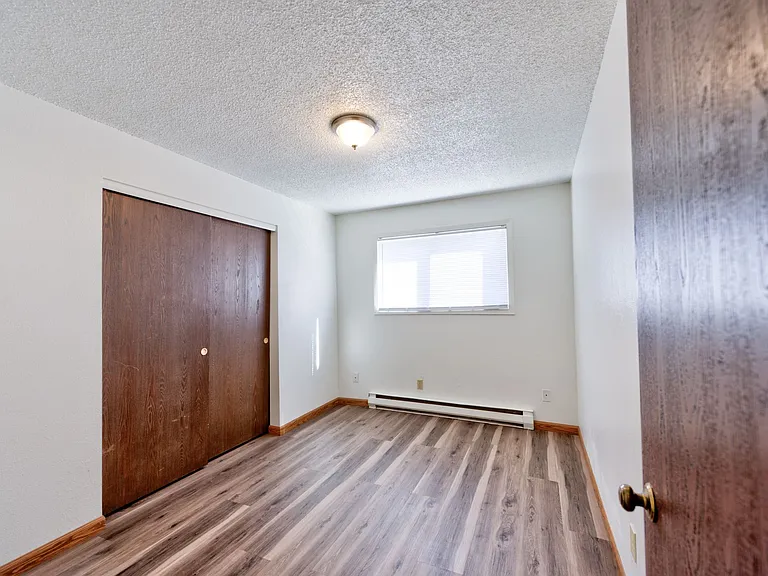 420 S Asbury St — Photo 13